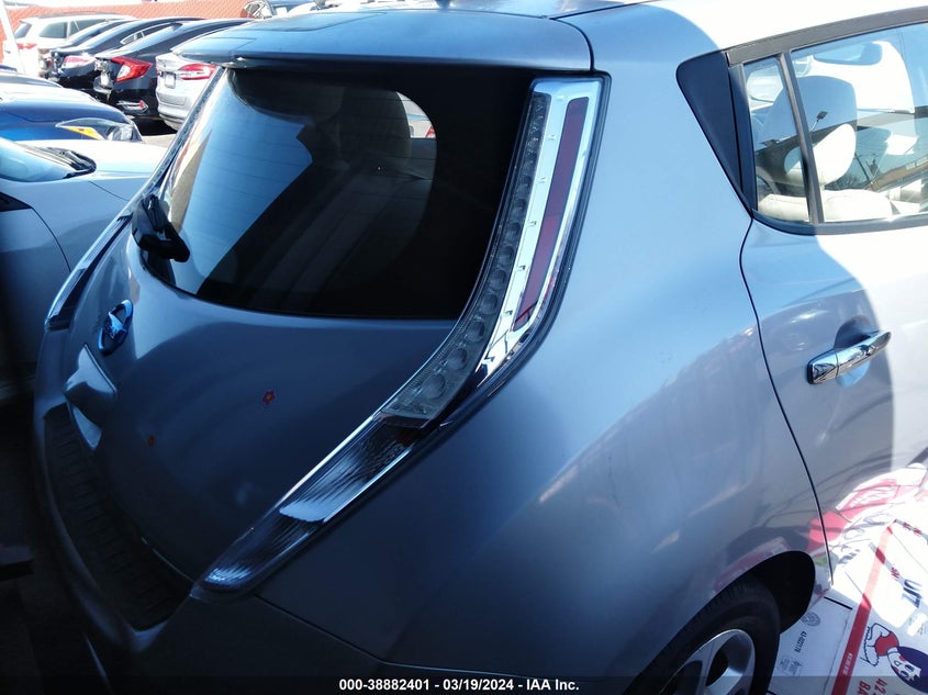 2012 NISSAN LEAF VIN: JN1AZ0CP5CT022133