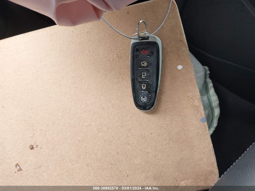 2014 Ford Escape Titanium VIN: 1FMCU0J97EUB39424 Lot: 38882570