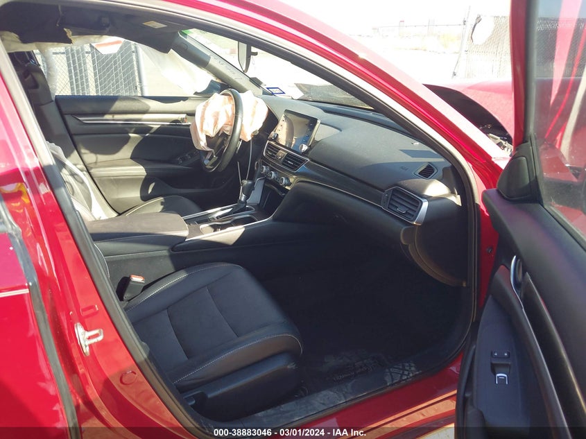 VIN 1HGCV1F37KA152037 2019 HONDA ACCORD SPORT