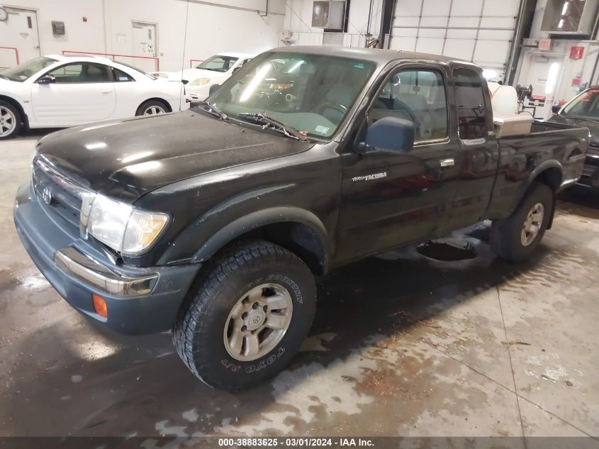 2000 Toyota Tacoma Base V6 VIN: 5TEWN72N7YZ694422 Lot: 38883625