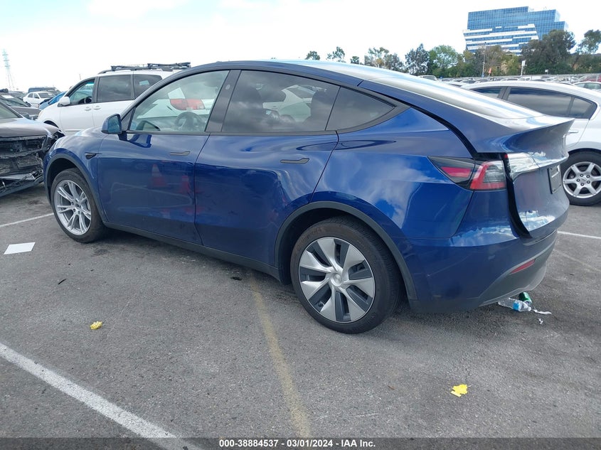 VIN 7SAYGDED0PF979664 2023 TESLA MODEL Y