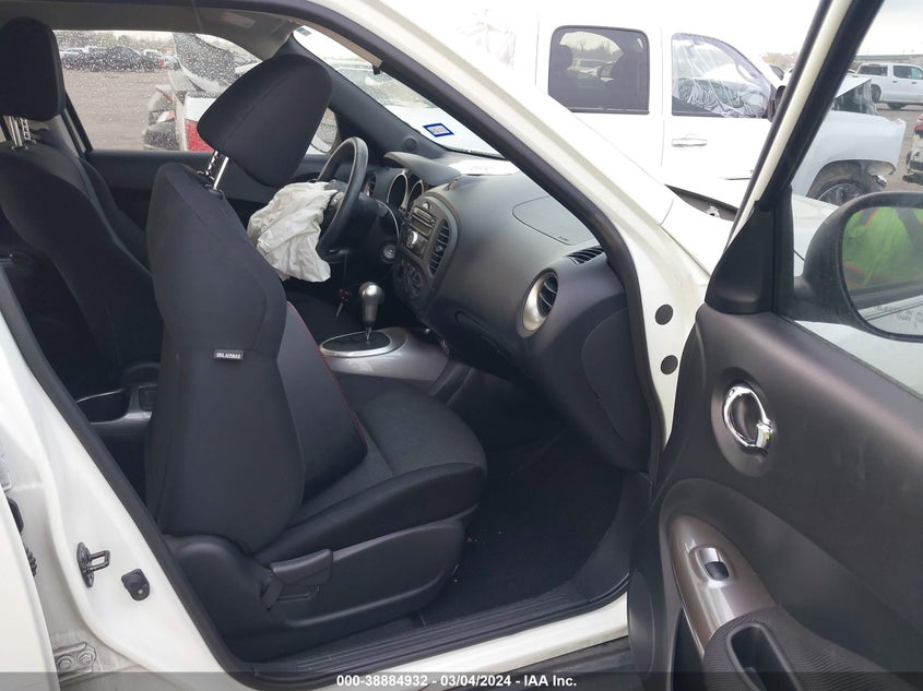 2012 Nissan Juke S VIN: JN8AF5MR8CT112495 Lot: 38884932