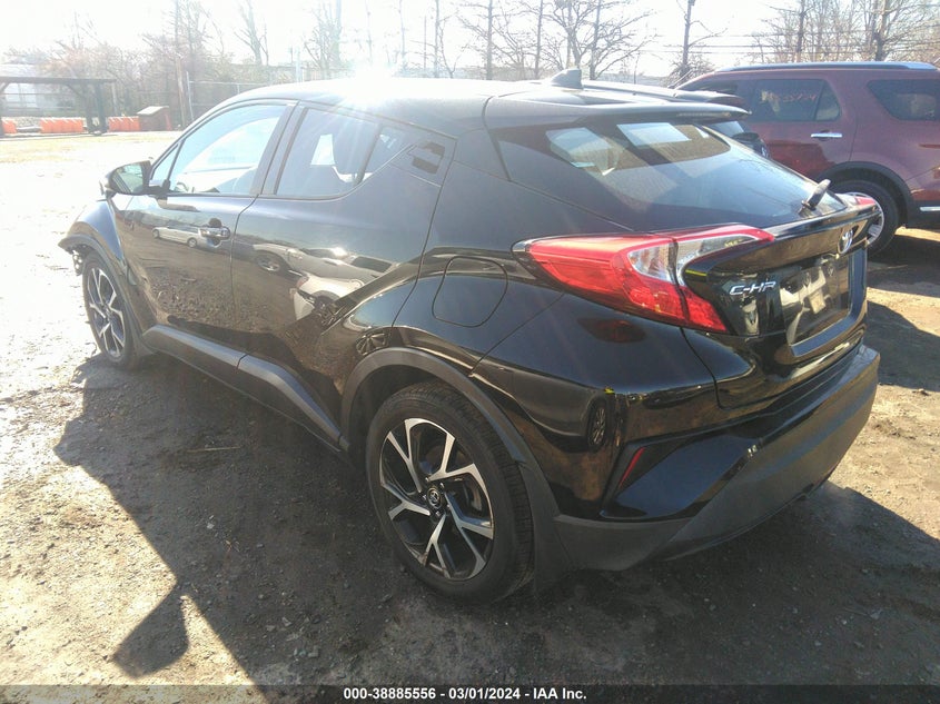 VIN NMTKHMBX9JR035152 2018 TOYOTA C-HR XLE PREMIUM