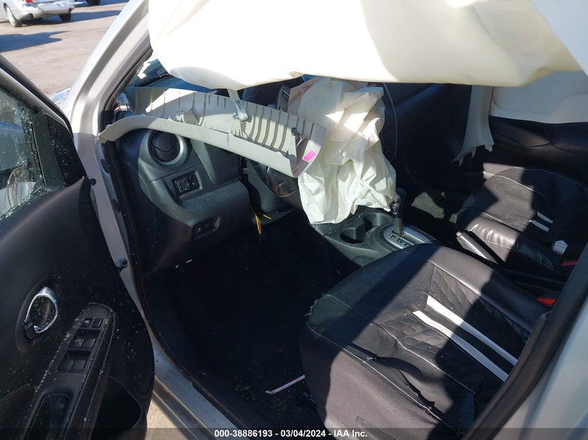 2019 NISSAN VERSA 1.6 SV - 3N1CN7AP3KL870031