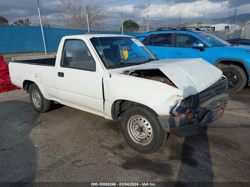1994 Toyota Pickup 1/2 Ton Short Whlbase Stb VIN: 4TARN81A7RZ161707 Lot: 38886266