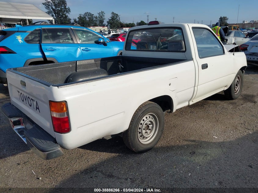 1994 Toyota Pickup 1/2 Ton Short Whlbase Stb VIN: 4TARN81A7RZ161707 Lot: 38886266