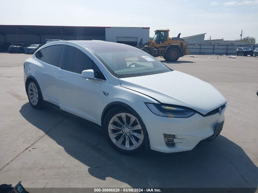 2016 Tesla Model X 60D/70D/75D/90D/P100D VIN: 5YJXCBE27GF014159 Lot: 38886528