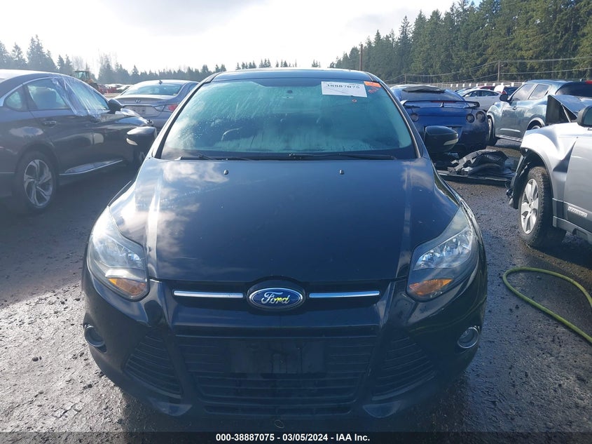 2014 FORD FOCUS TITANIUM - 1FADP3J20EL330621