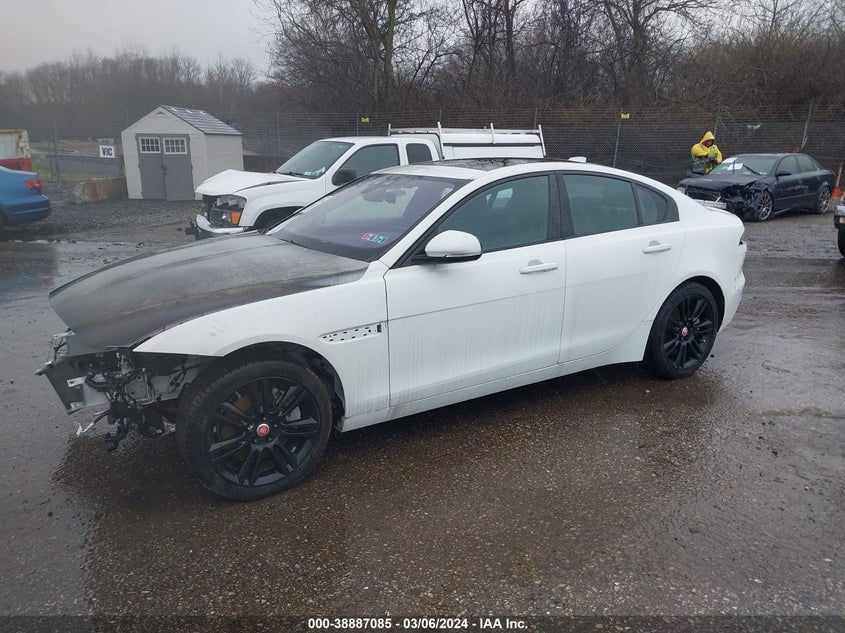2020 JAGUAR XE VIN: SAJAJ4FX6LCP60418