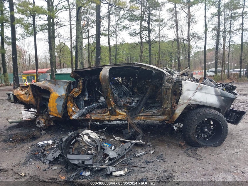 2016 CHEVROLET SILVERADO 1500 1LT - 3GCUKREC4GG335657