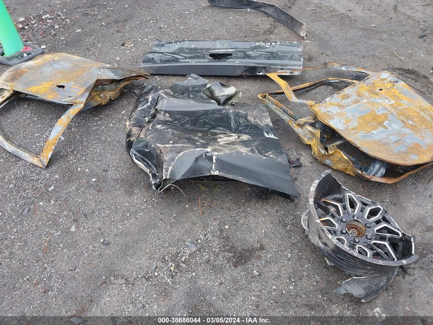 2016 CHEVROLET SILVERADO 1500 1LT - 3GCUKREC4GG335657