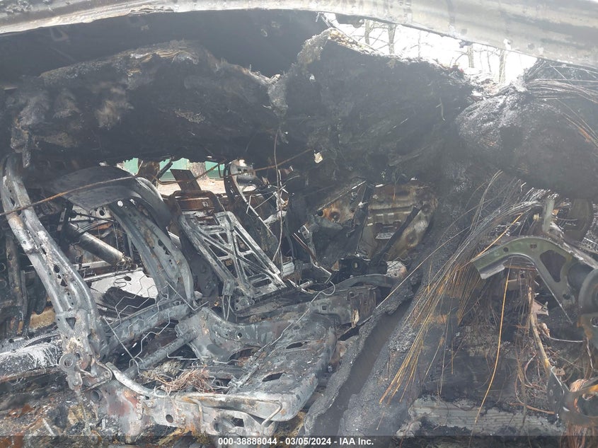 2016 CHEVROLET SILVERADO 1500 1LT - 3GCUKREC4GG335657