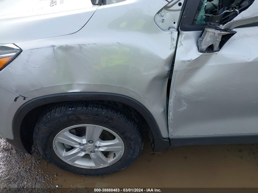 VIN KL7CJKSB5LB039113 2020 CHEVROLET TRAX FWD LS