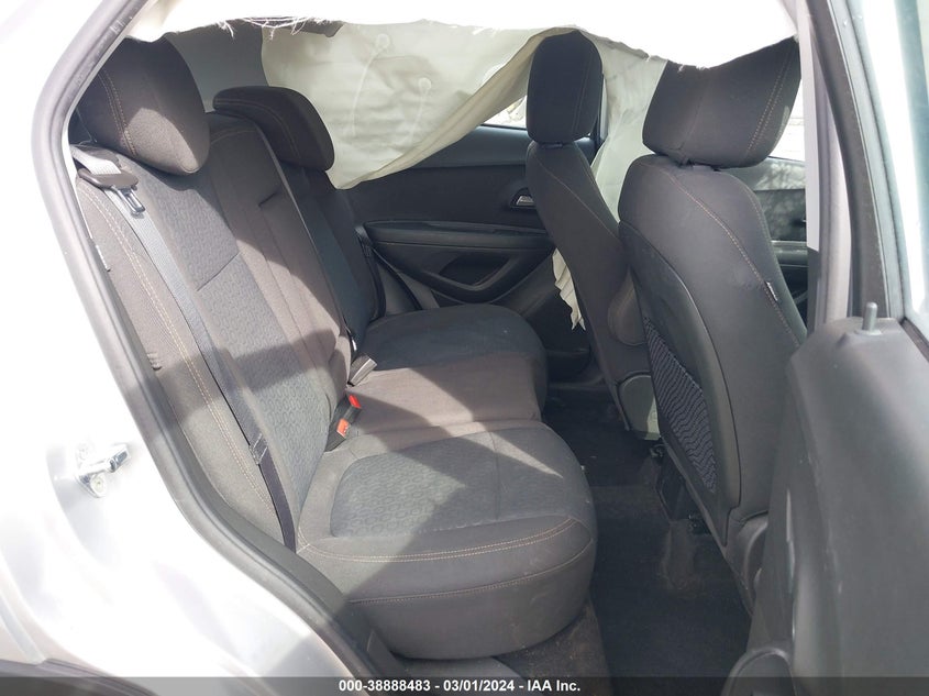 VIN KL7CJKSB5LB039113 2020 CHEVROLET TRAX FWD LS