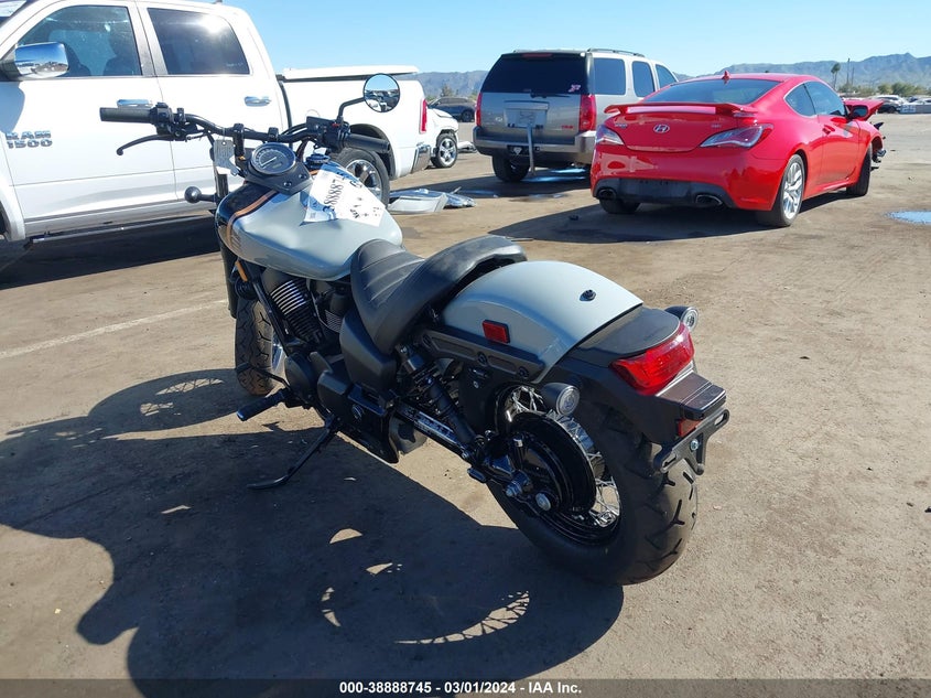 VIN JH2RC5378RK400014 2024 HONDA VT750 C2B