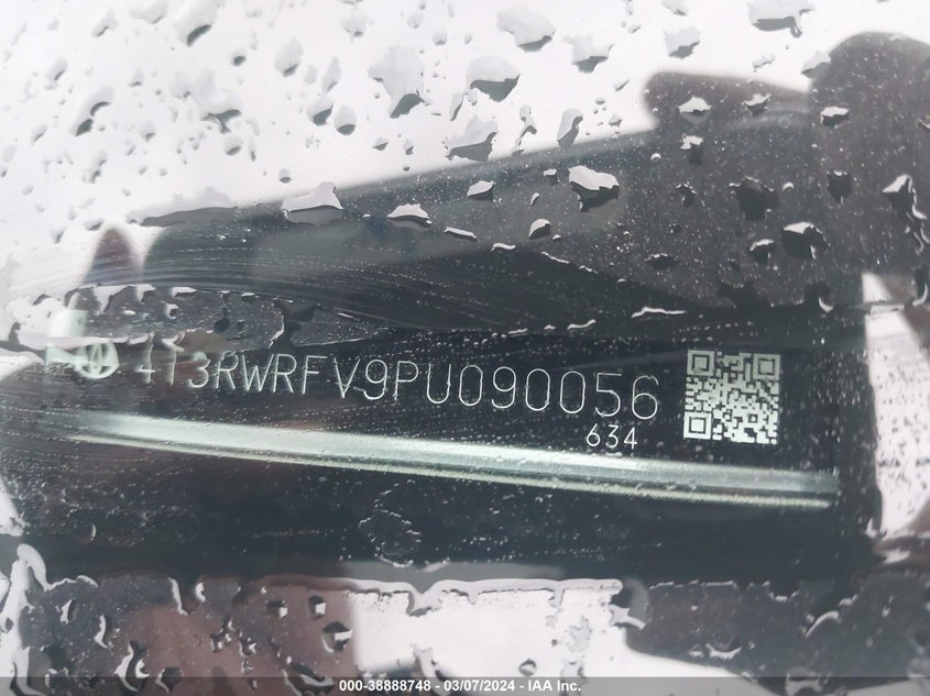 VIN 4T3RWRFV9PU090056 2023 TOYOTA RAV4 XLE HYBRID