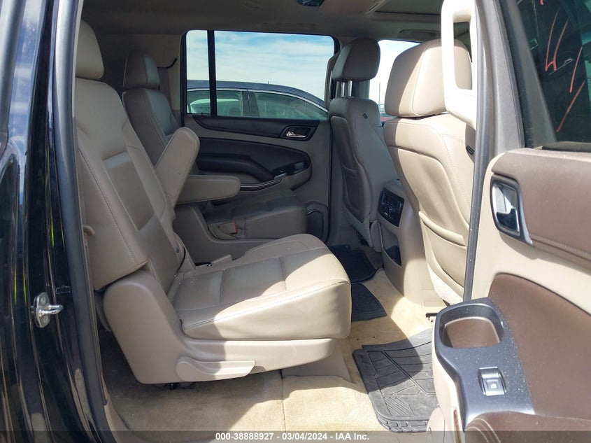 2015 CHEVROLET SUBURBAN 1500 K1500 LT - 1GNSKJKC1FR707328