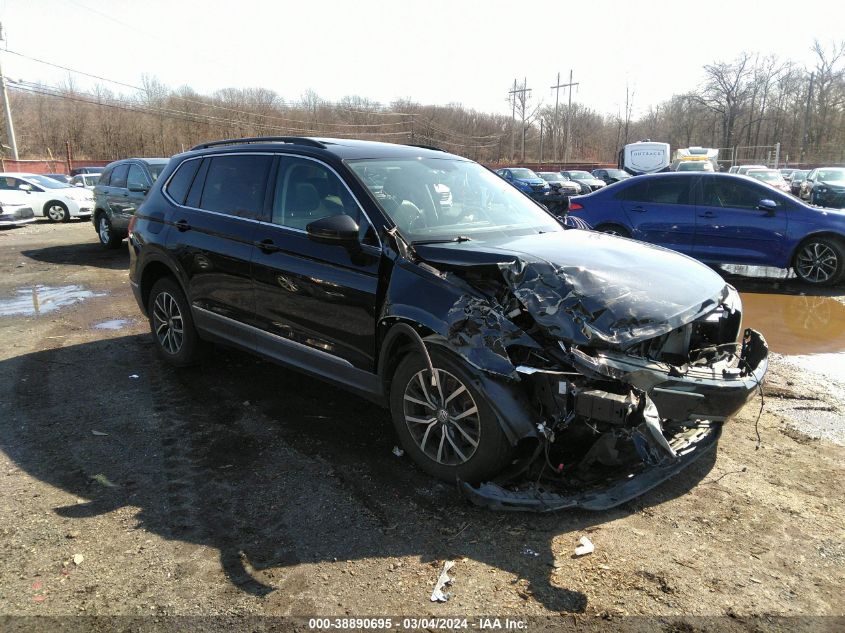 2018 VOLKSWAGEN TIGUAN 2.0T SE/2.0T SEL - 3VV2B7AX4JM222239