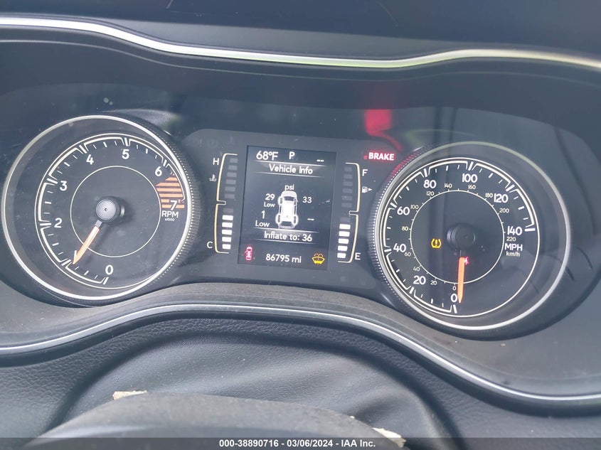 VIN 1C4PJLLB1LD556051 2020 JEEP CHEROKEE LATITUDE PLUS