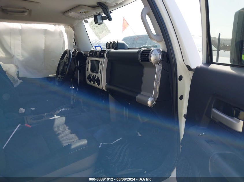2012 Toyota Fj Cruiser VIN: JTEBU4BF9CK136394 Lot: 38891012