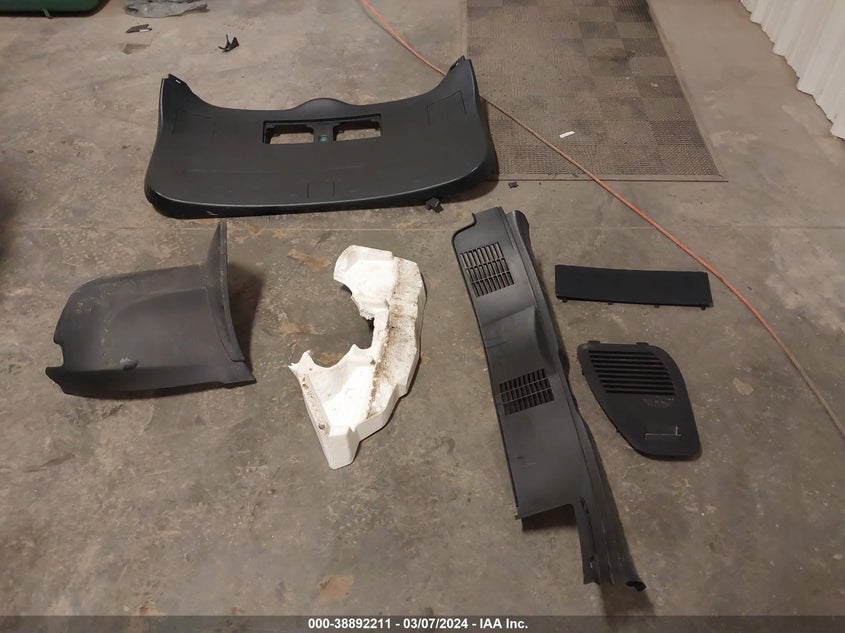 2014 TOYOTA RAV4 XLE - 2T3RFREV3EW140898