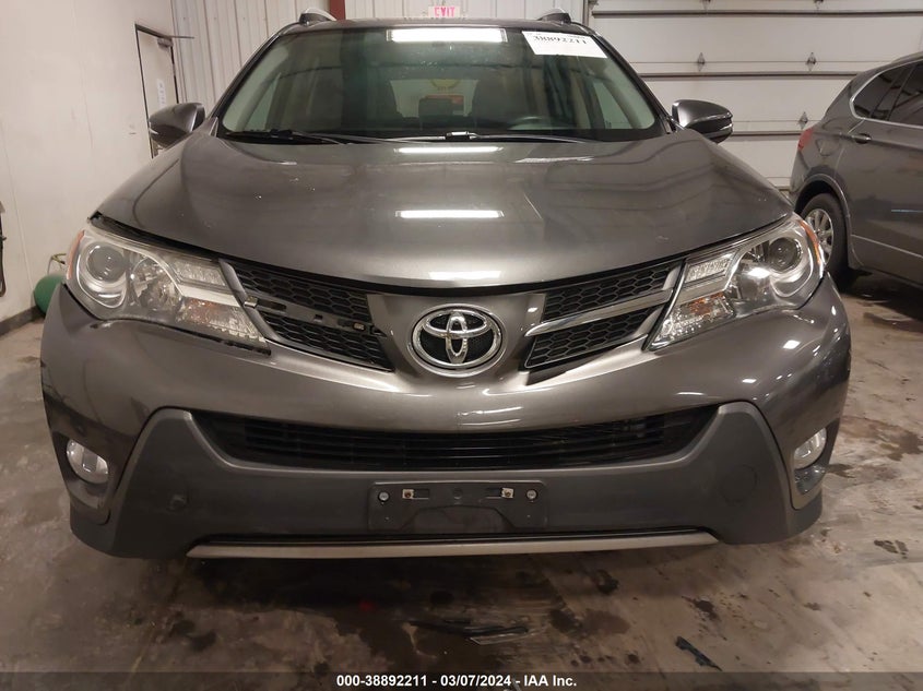2014 TOYOTA RAV4 XLE - 2T3RFREV3EW140898