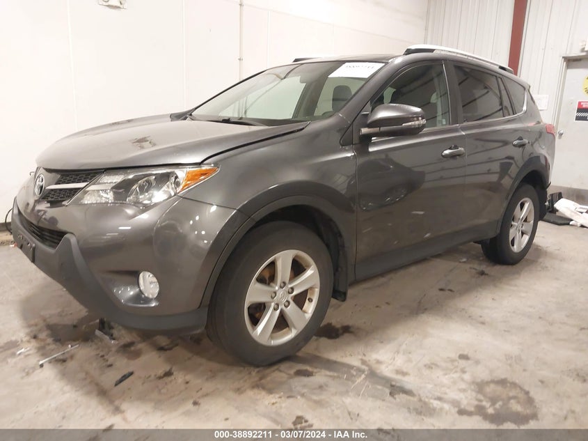 2014 TOYOTA RAV4 XLE - 2T3RFREV3EW140898