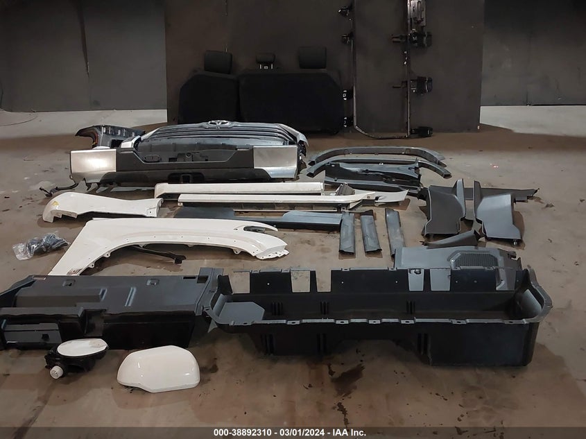 2024 TOYOTA TUNDRA LIMITED - 5TFJA5DB9RX140949