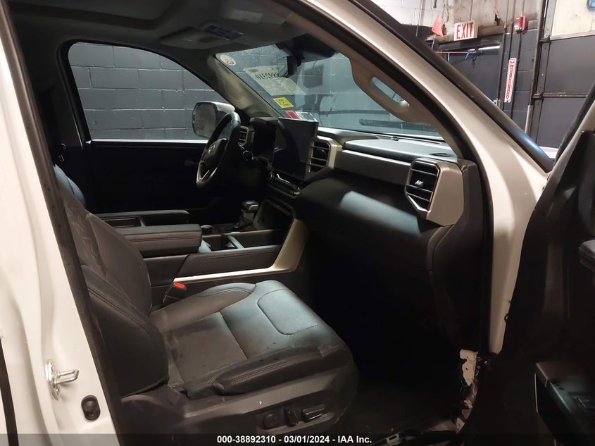 2024 TOYOTA TUNDRA LIMITED - 5TFJA5DB9RX140949
