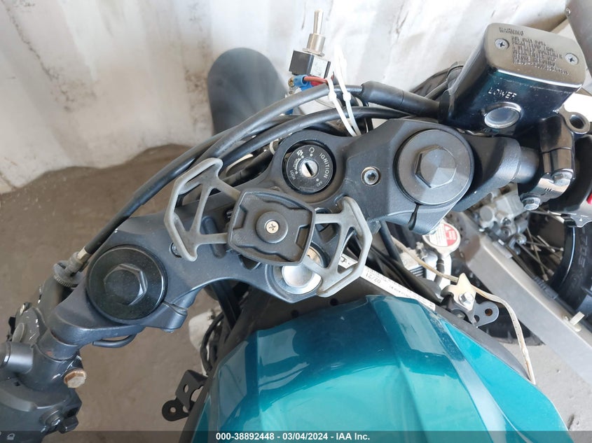 VIN MH3RH18Y8MK007256 2021 YAMAHA YZFR3 A
