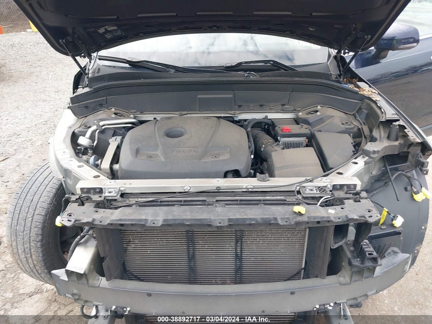 2019 VOLVO XC90 T6 MOMENTUM - YV4A22PKXK1474033