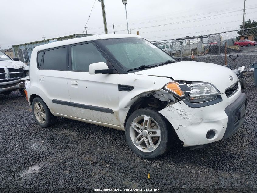 2010 Kia Soul + VIN: KNDJT2A23A7104465 Lot: 38894861