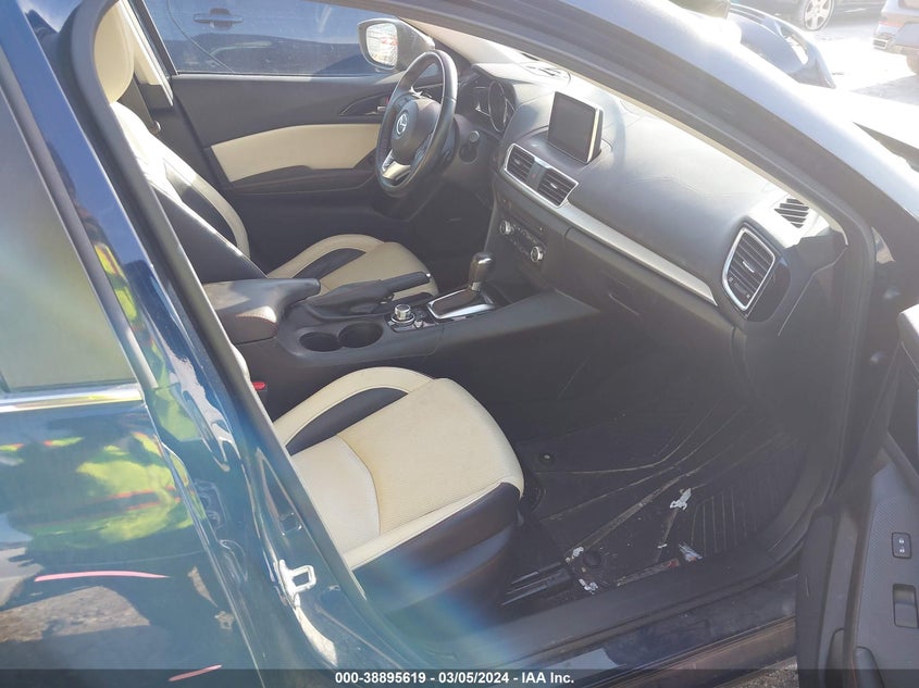 2015 MAZDA MAZDA3 S GRAND TOURING - JM1BM1M31F1263902