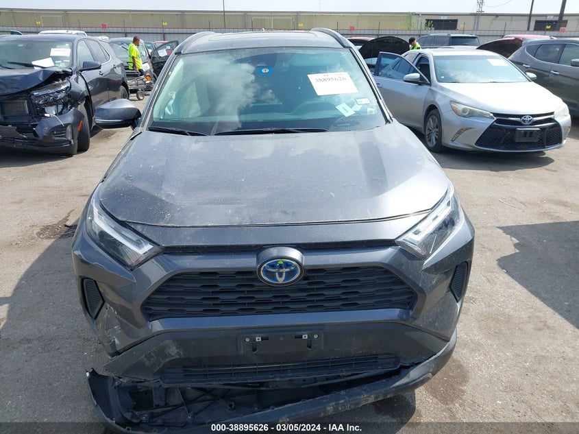 2022 TOYOTA RAV4 XLE - 4T3RWRFV2NU072284