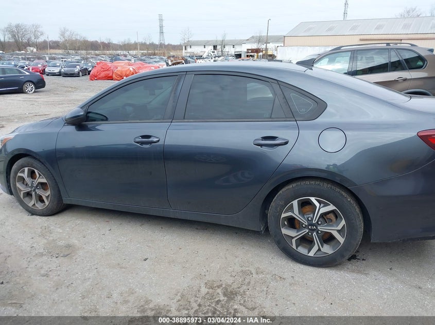 VIN 3KPF24AD4KE080992 2019 KIA FORTE LXS