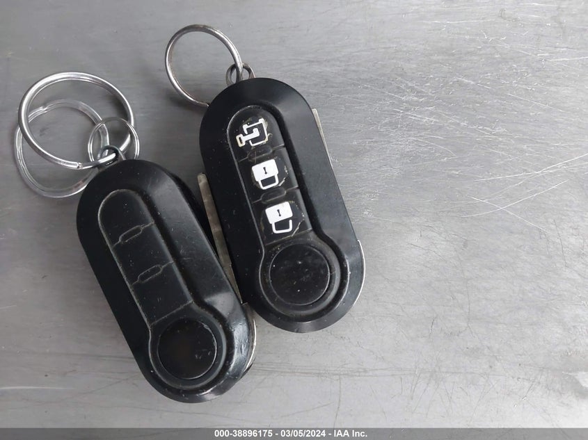 2017 RAM PROMASTER 1500 LOW ROOF 136 WB - 3C6TRVAG7HE547661