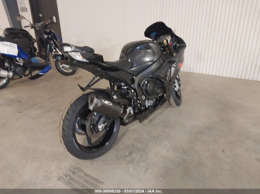 2016 SUZUKI GSX-R750 - JS1GR7MA3G2100408