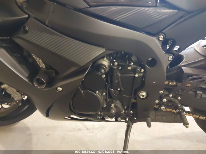 2016 SUZUKI GSX-R750 - JS1GR7MA3G2100408