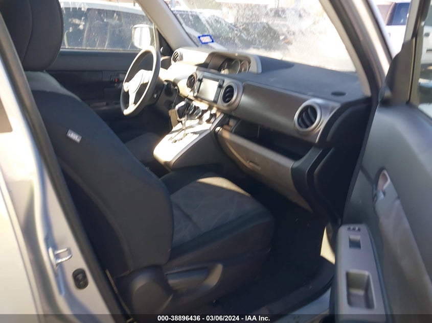 2013 Scion Xb 10 Series VIN: JTLZE4FE0DJ042935 Lot: 38896436