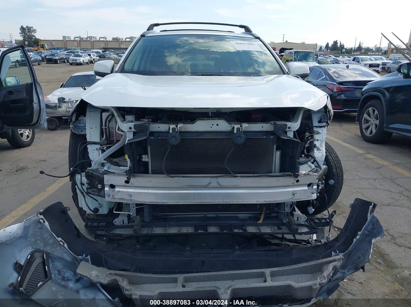 2019 TOYOTA RAV4 LE - 2T3K1RFV2KC018982
