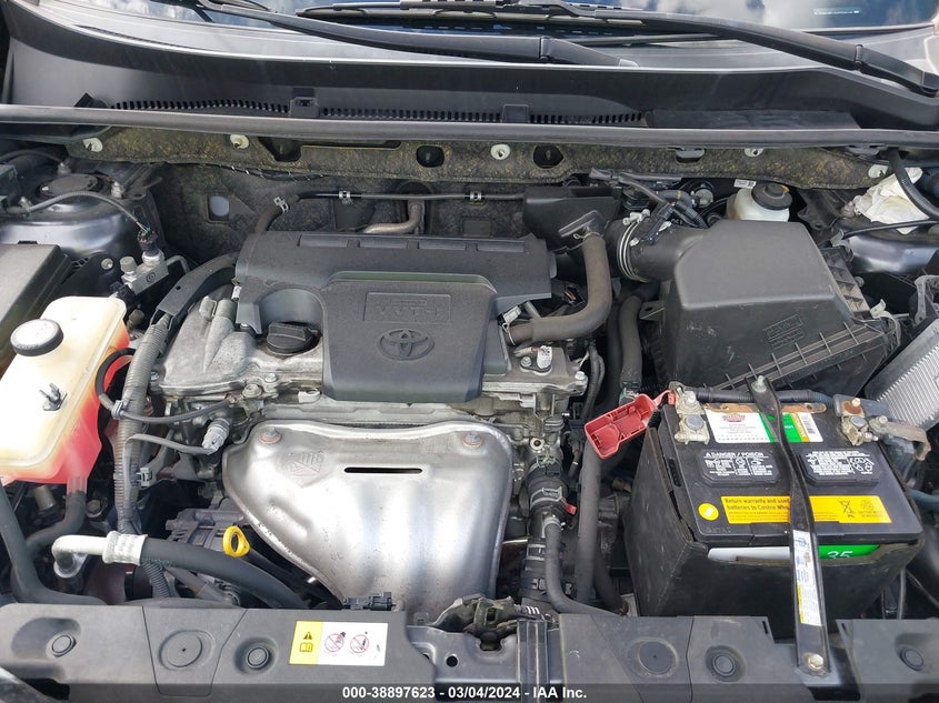 2017 TOYOTA RAV4 XLE - JTMWFREV4HD098648