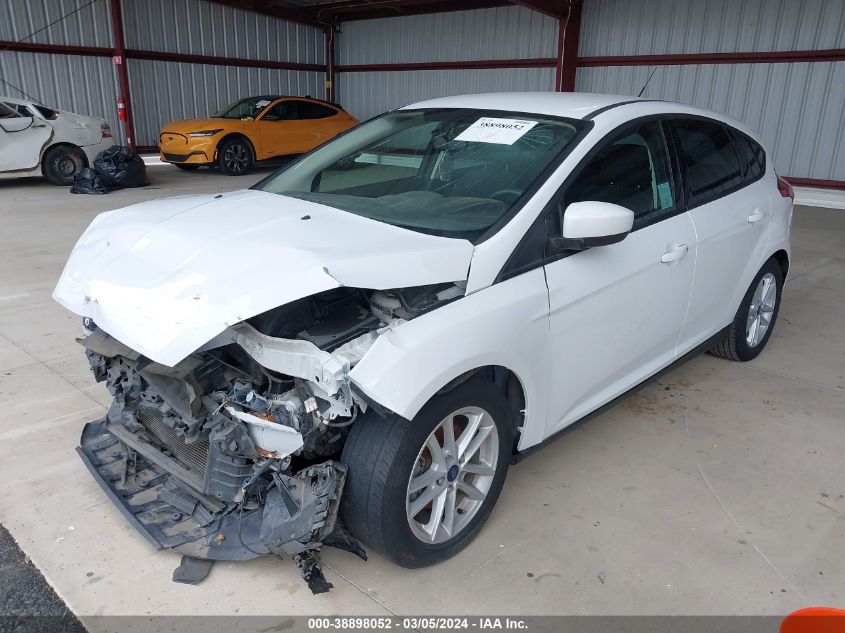 1FADP3K29JL261131 2018 FORD FOCUS - Image 2