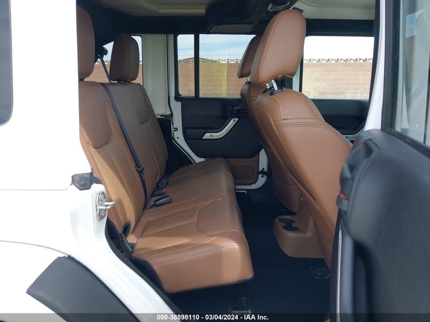 2017 JEEP WRANGLER UNLIMITED RUBICON 4X4 - 1C4BJWFG8HL652985