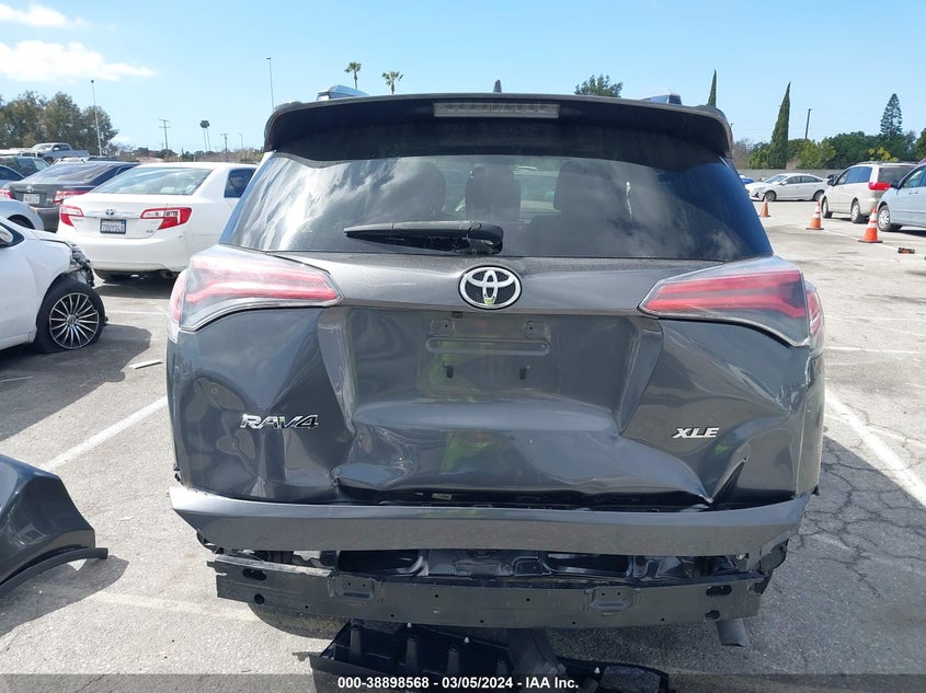 2017 TOYOTA RAV4 XLE - JTMWFREVXHD096001