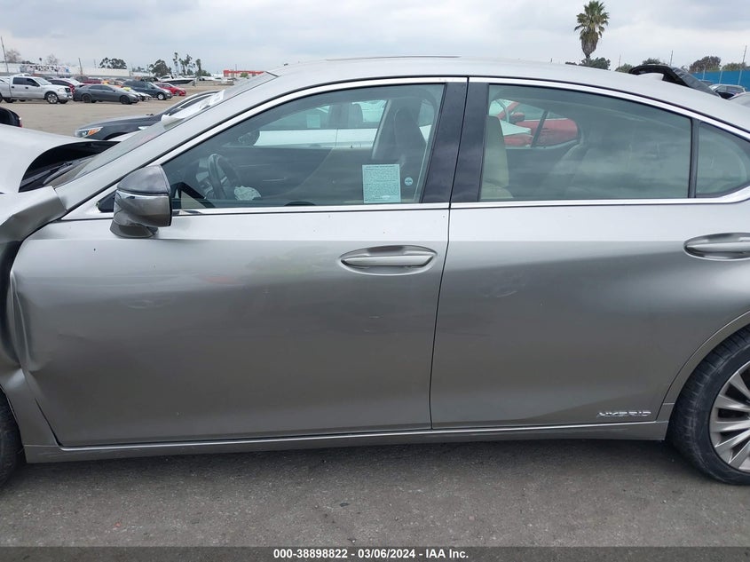 2019 LEXUS ES 300H VIN: JTHB21B10K2027297