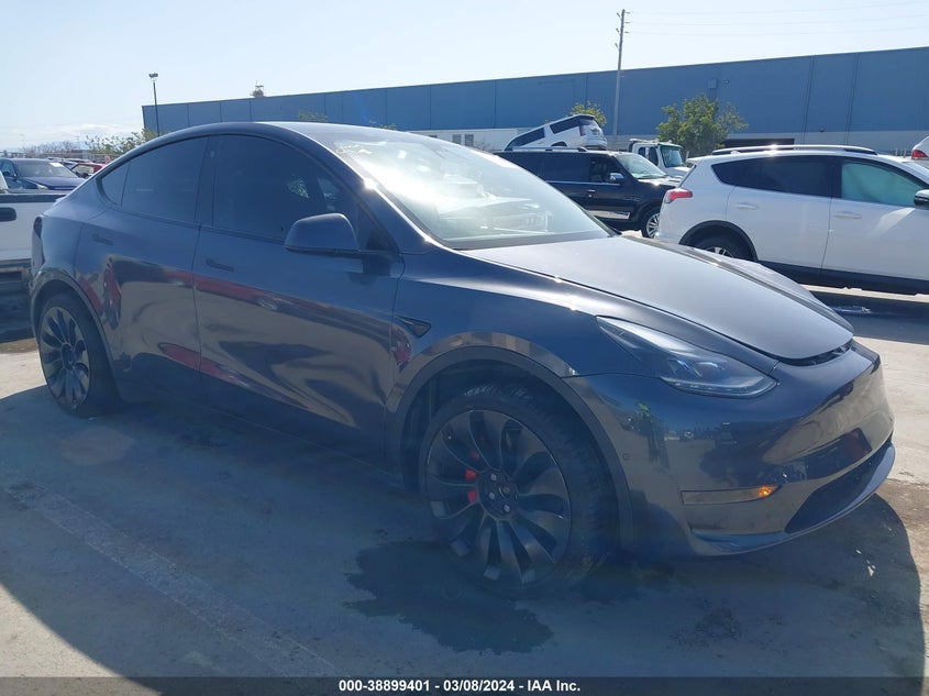 2022 TESLA MODEL Y  (VIN: 7SAYGDEF3NF438302)