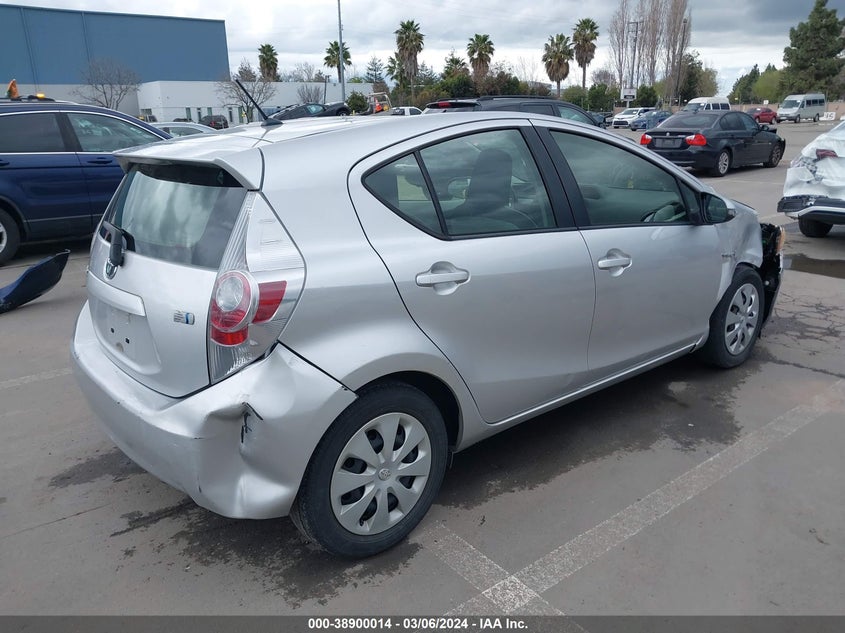 2013 Toyota Prius C One VIN: JTDKDTB30D1540289 Lot: 38900014