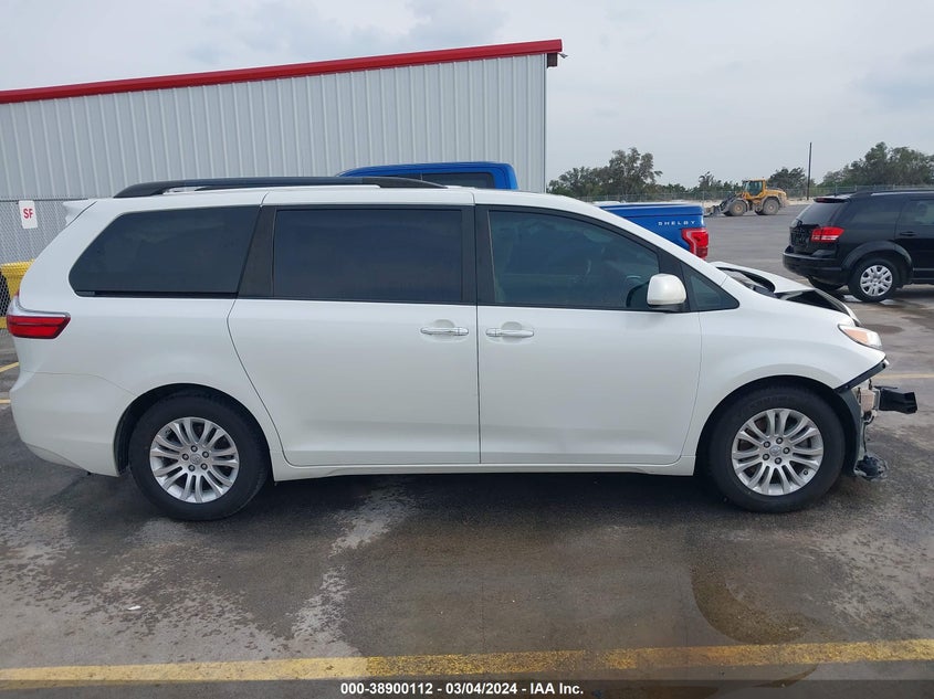 VIN 5TDYZ3DC9HS847249 2017 TOYOTA SIENNA XLE PREMIUM 8 PASSENGER