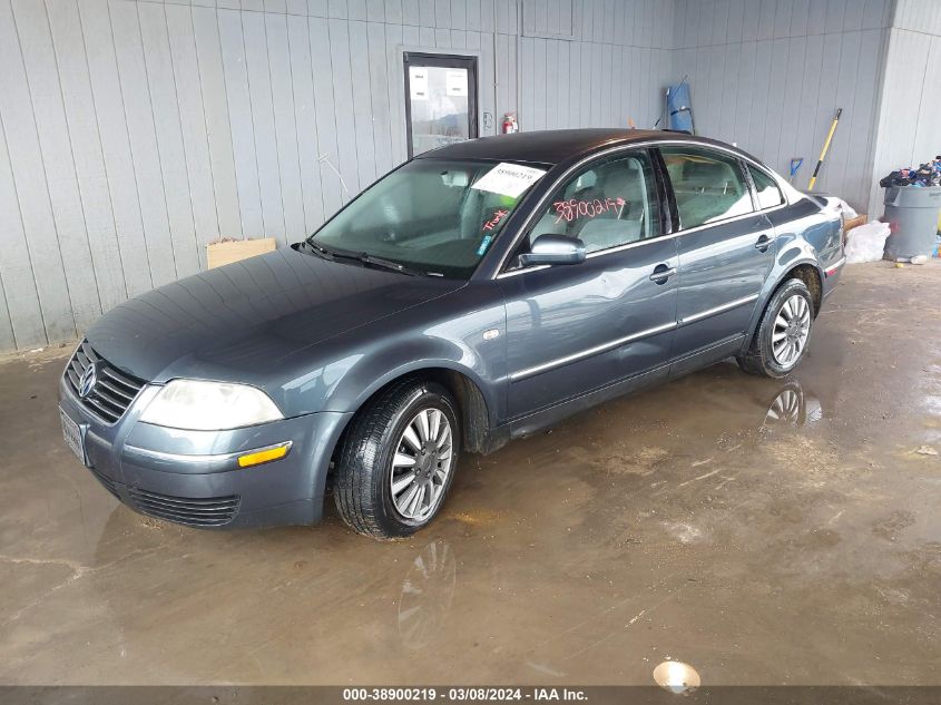 2004 Volkswagen Passat Gl VIN: WVWMD63B44E088288 Lot: 38900219