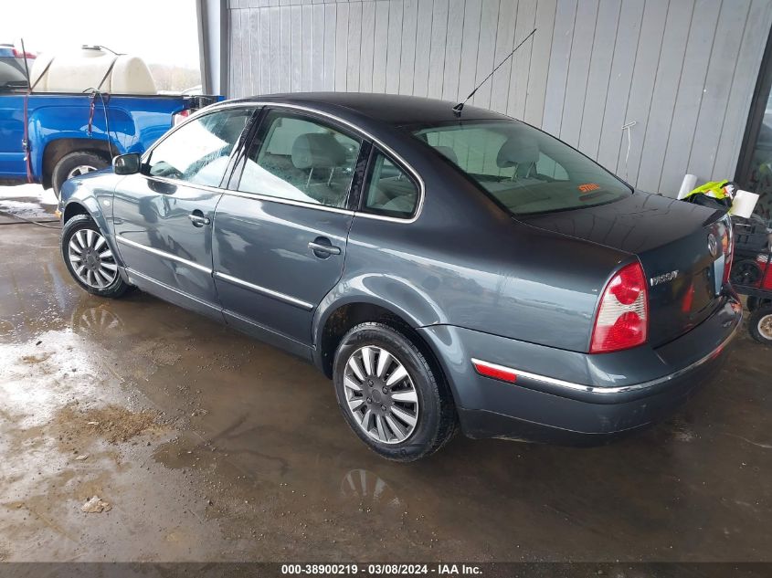 2004 Volkswagen Passat Gl VIN: WVWMD63B44E088288 Lot: 38900219